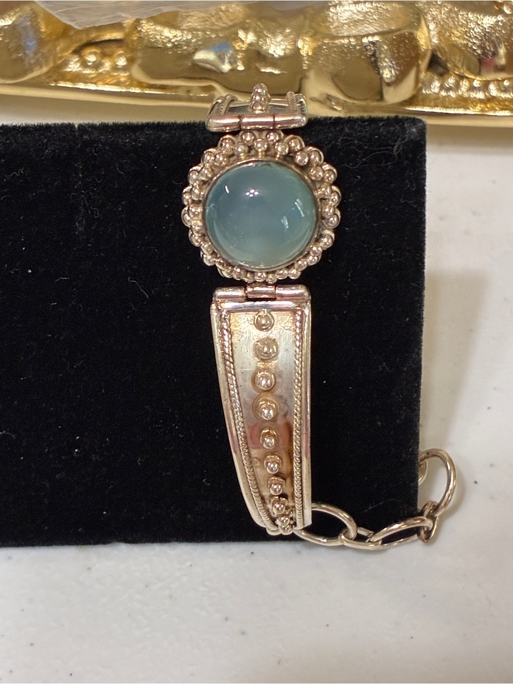 Silpada Vintage Sterling Silver Bracelet with Pale Green stone. Elegant